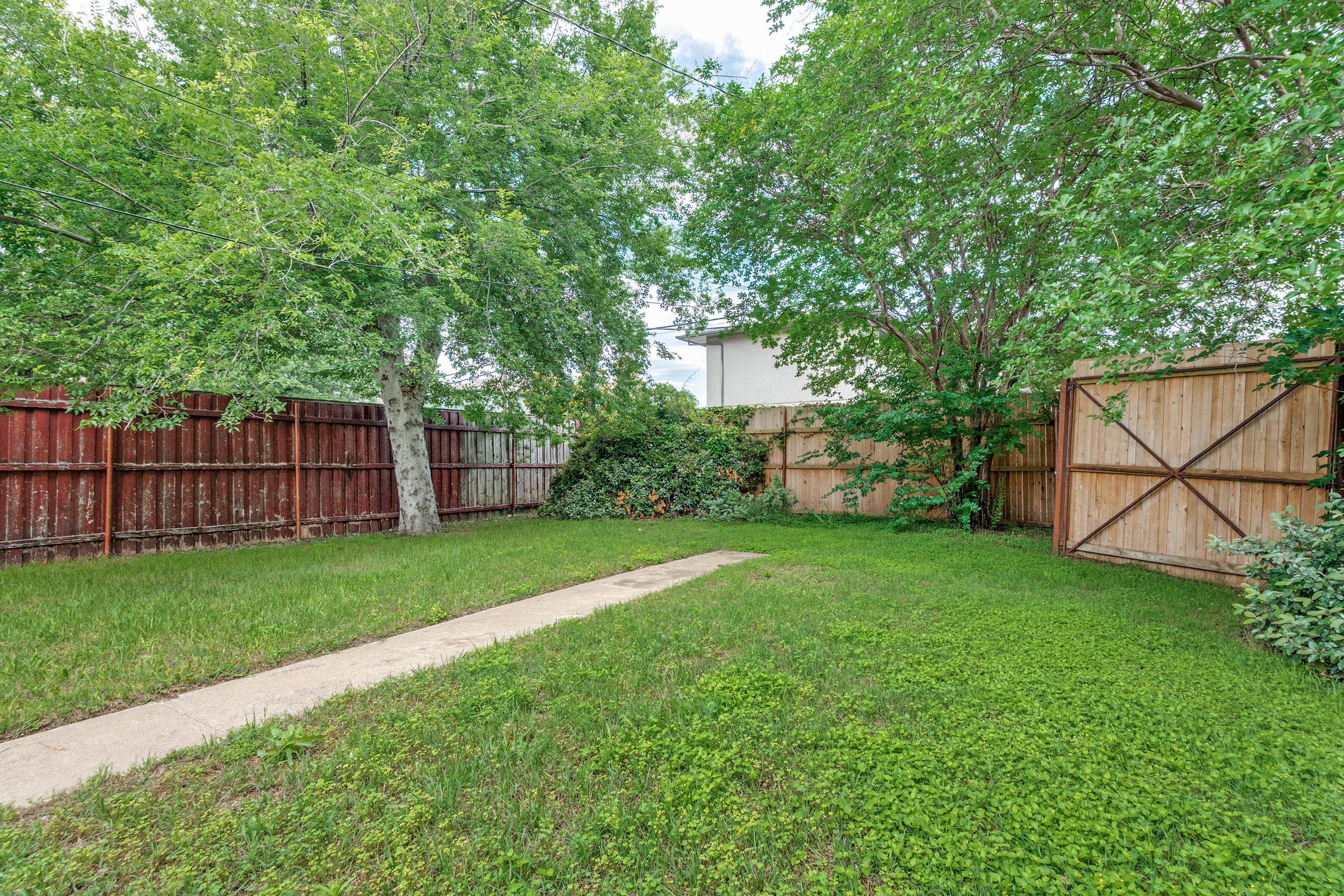  6047 Vickery Boulevard - 物件實景
