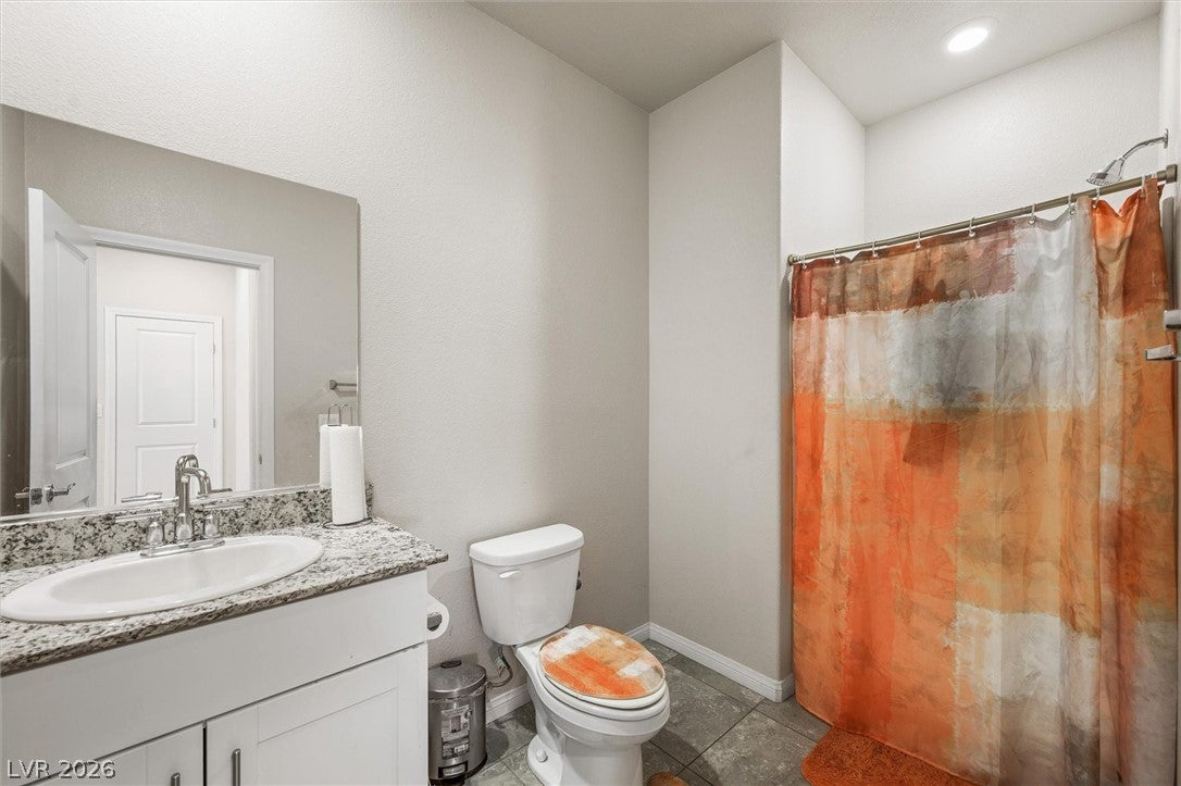 North Las Vegas, Nevada, 89032, United States, 5 Bedrooms Bedrooms, ,1 BathroomBathrooms,Residential,For Sale,2049129