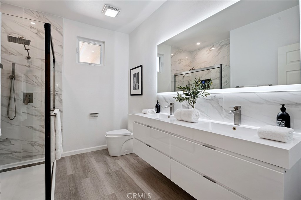 Calabasas, California, 91302, United States, 7 Bedrooms Bedrooms, ,7 BathroomsBathrooms,Residential,For Sale,1951012
