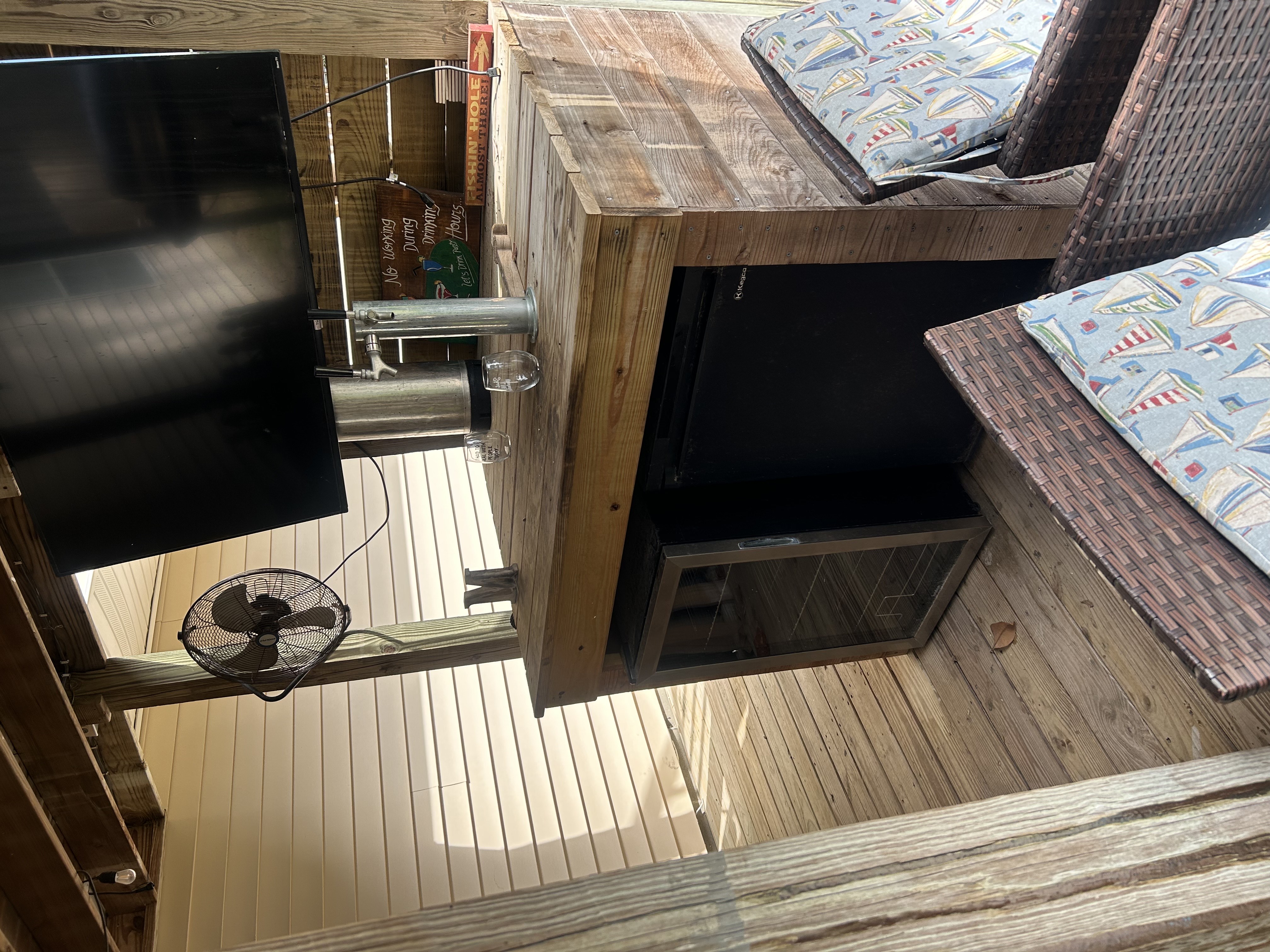 Savannah, Georgia, 31410, United States, 6 Bedrooms Bedrooms, ,3 BathroomsBathrooms,Residential,For Sale,1987064