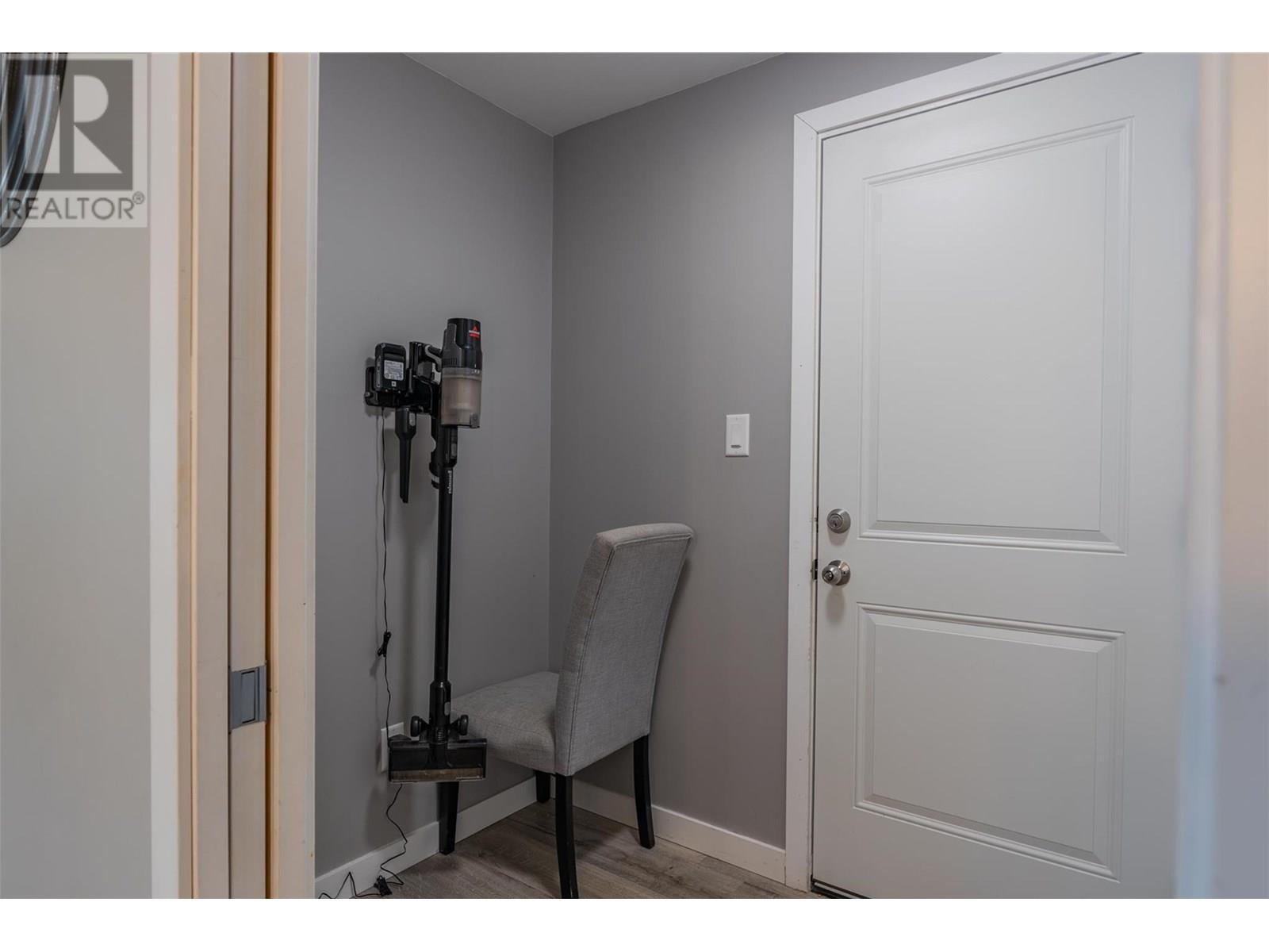 CASTLEGAR, British Columbia, V1N 4X9, CA, 5 Bedrooms Bedrooms, ,2 BathroomsBathrooms,Residential,For Sale,1913698
