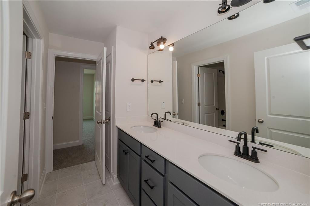 Fayetteville, North Carolina, 28311, United States, 4 Bedrooms Bedrooms, ,3 BathroomsBathrooms,Residential,For Sale,1998202