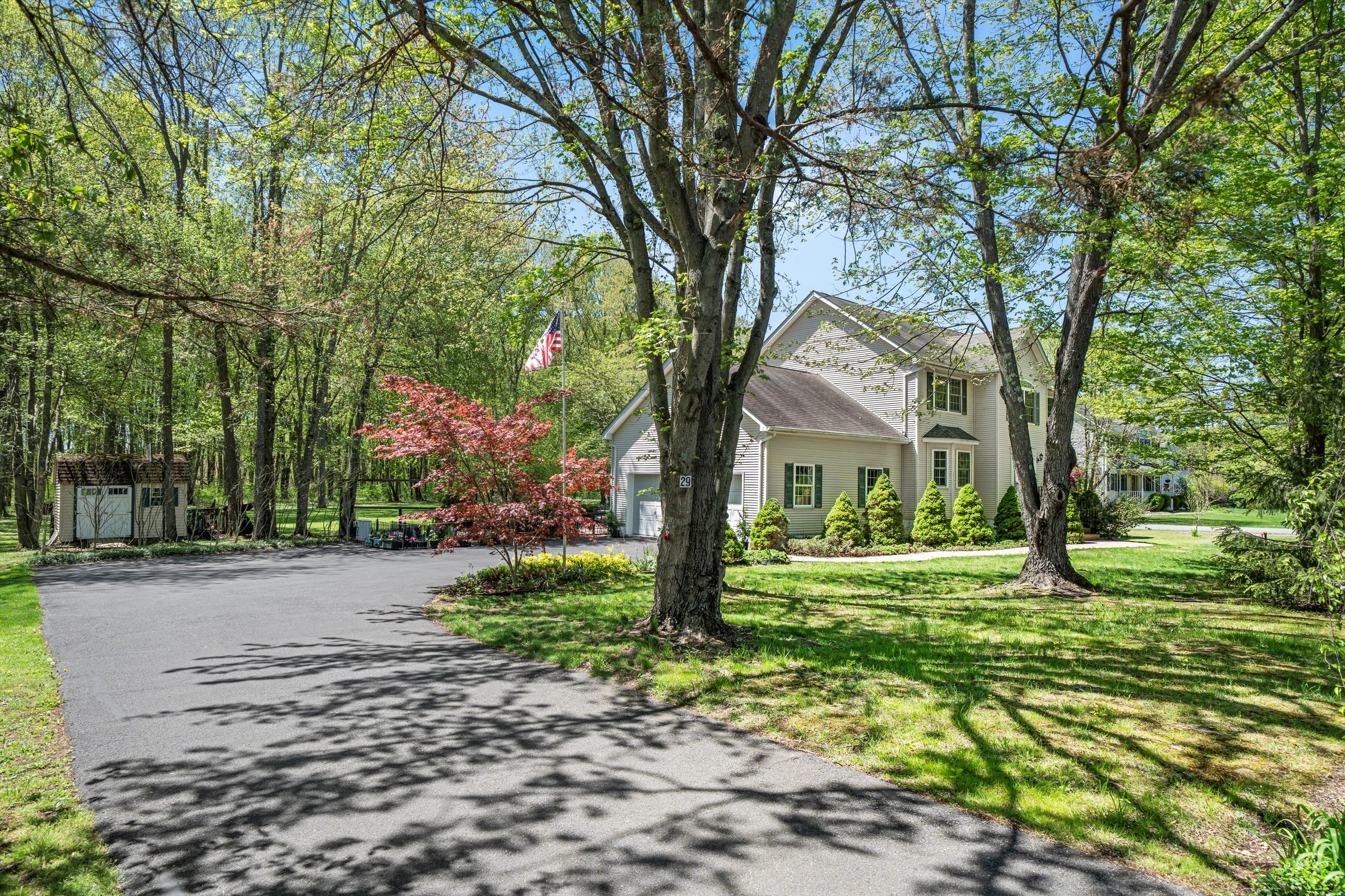 Middletown, New York, 10941, United States, 4 Bedrooms Bedrooms, ,3 BathroomsBathrooms,Residential,For Sale,1861085