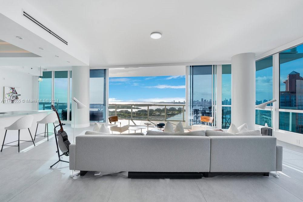 Miami Beach, Florida, 33139, United States, 2 Bedrooms Bedrooms, ,3 BathroomsBathrooms,Residential,For Sale,1877481