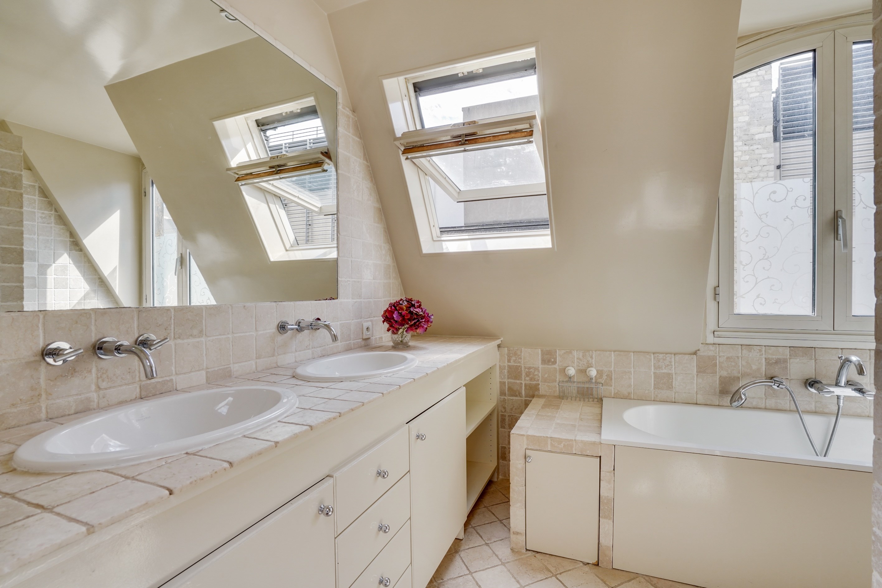  Paris 8 - Family duplex and quiet reception close to the Parc Monceau - 物件實景