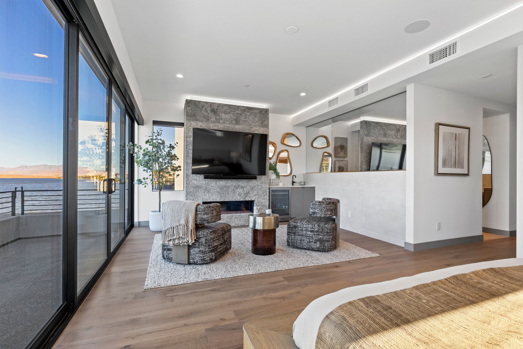  An Extraordinary Expression of Waterfront Luxury - 物件實景
