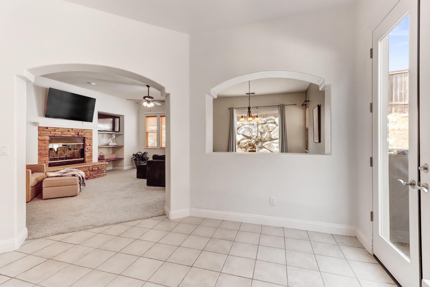 El Dorado Hills, California, 95762, United States, 4 Bedrooms Bedrooms, ,2 BathroomsBathrooms,Residential,For Sale,1939955