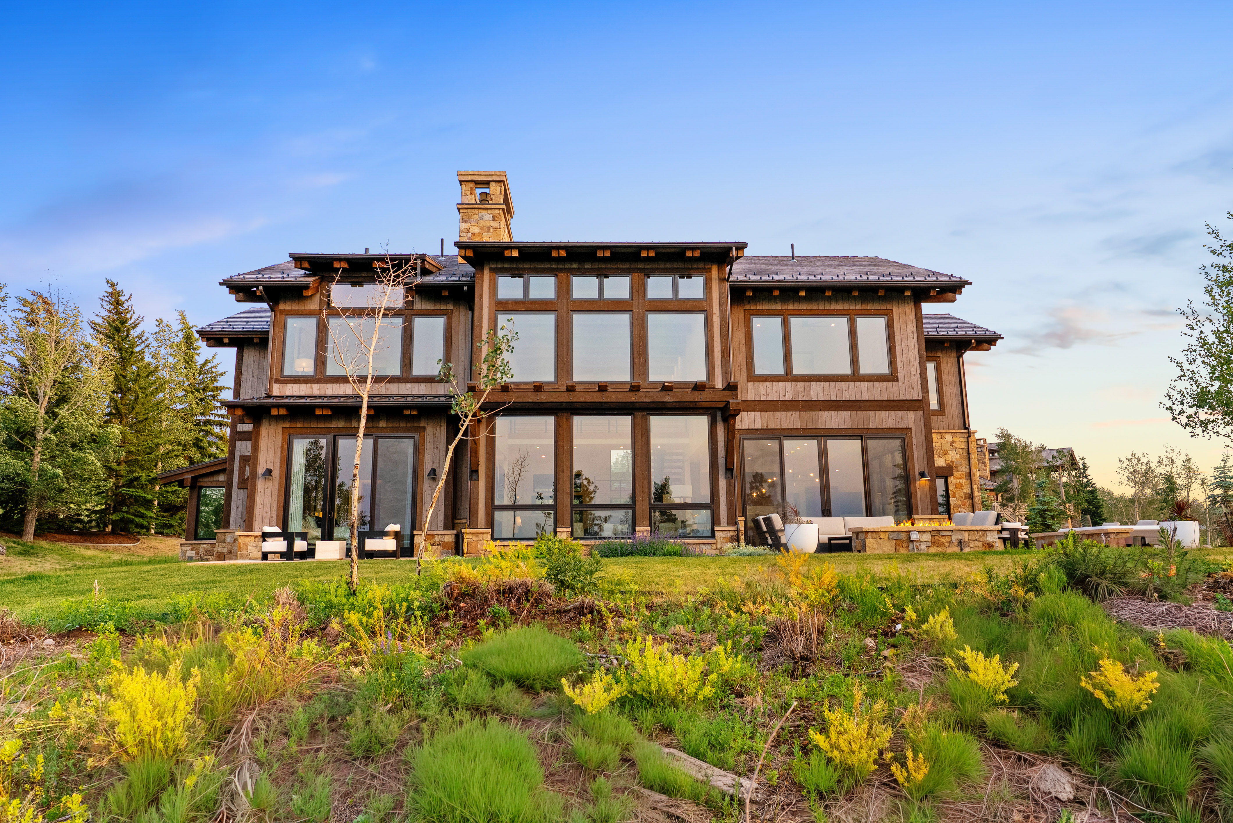  Mountain Modern Luxury Meets Effortless Cordillera Living at 145 Gore Trail - 物件實景