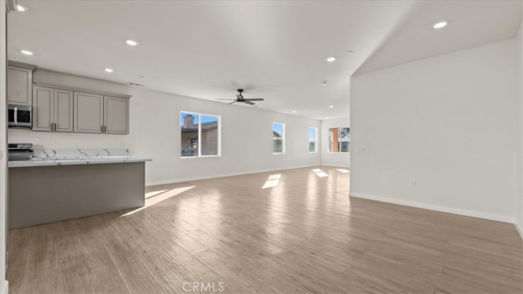 Perris, California, 92570, United States, 4 Bedrooms Bedrooms, ,2 BathroomsBathrooms,Residential,For Sale,1995391