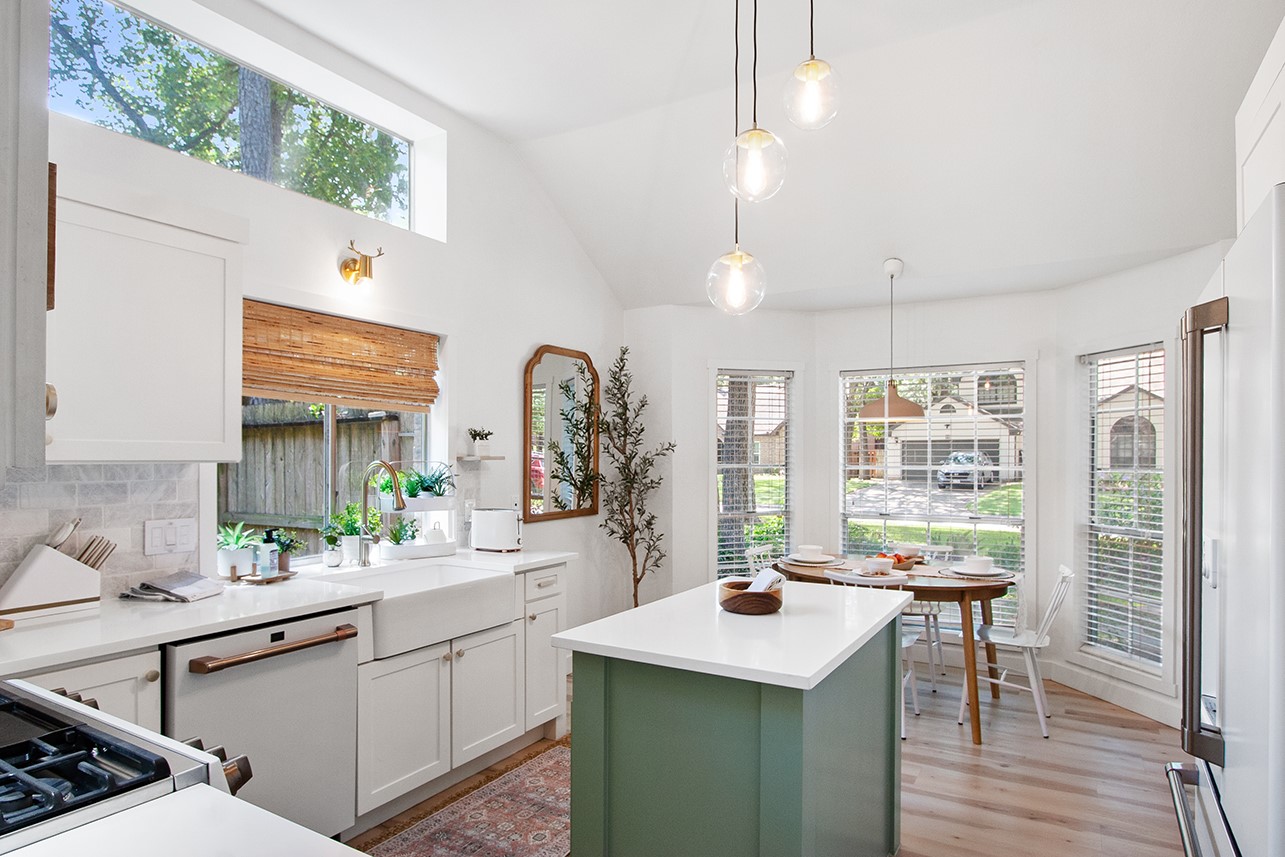 The Woodlands, Texas, 77381, United States, 3 Bedrooms Bedrooms, ,3 BathroomsBathrooms,Residential,For Sale,1970094