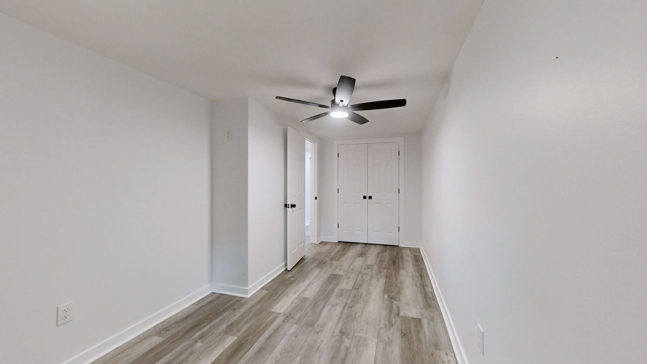  9092 E 40 Rd, Bon Aqua, TN, 37025 - 物件實景