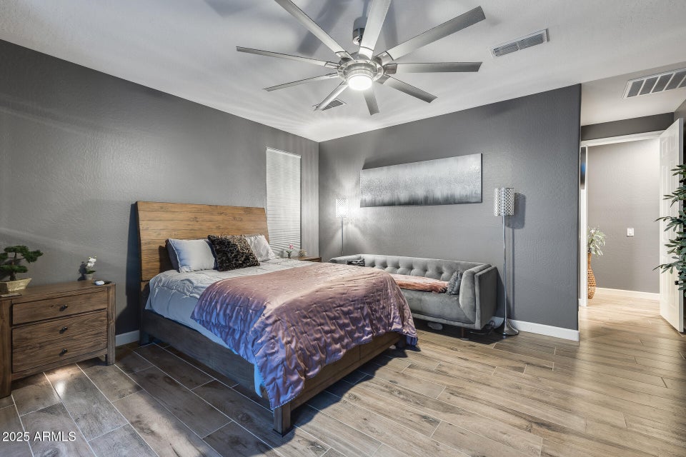 Peoria, Arizona, 85383, United States, 3 Bedrooms Bedrooms, ,Residential,For Sale,1982849