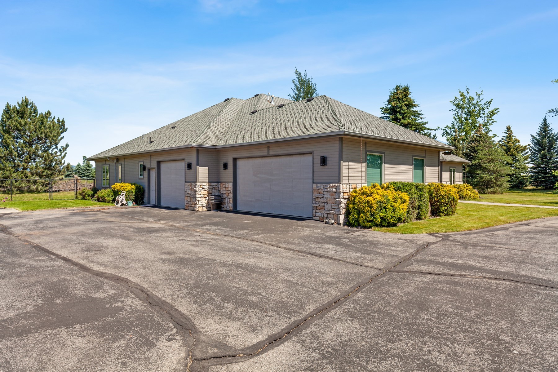  1655 W Diamond Bar Rd - 物件實景