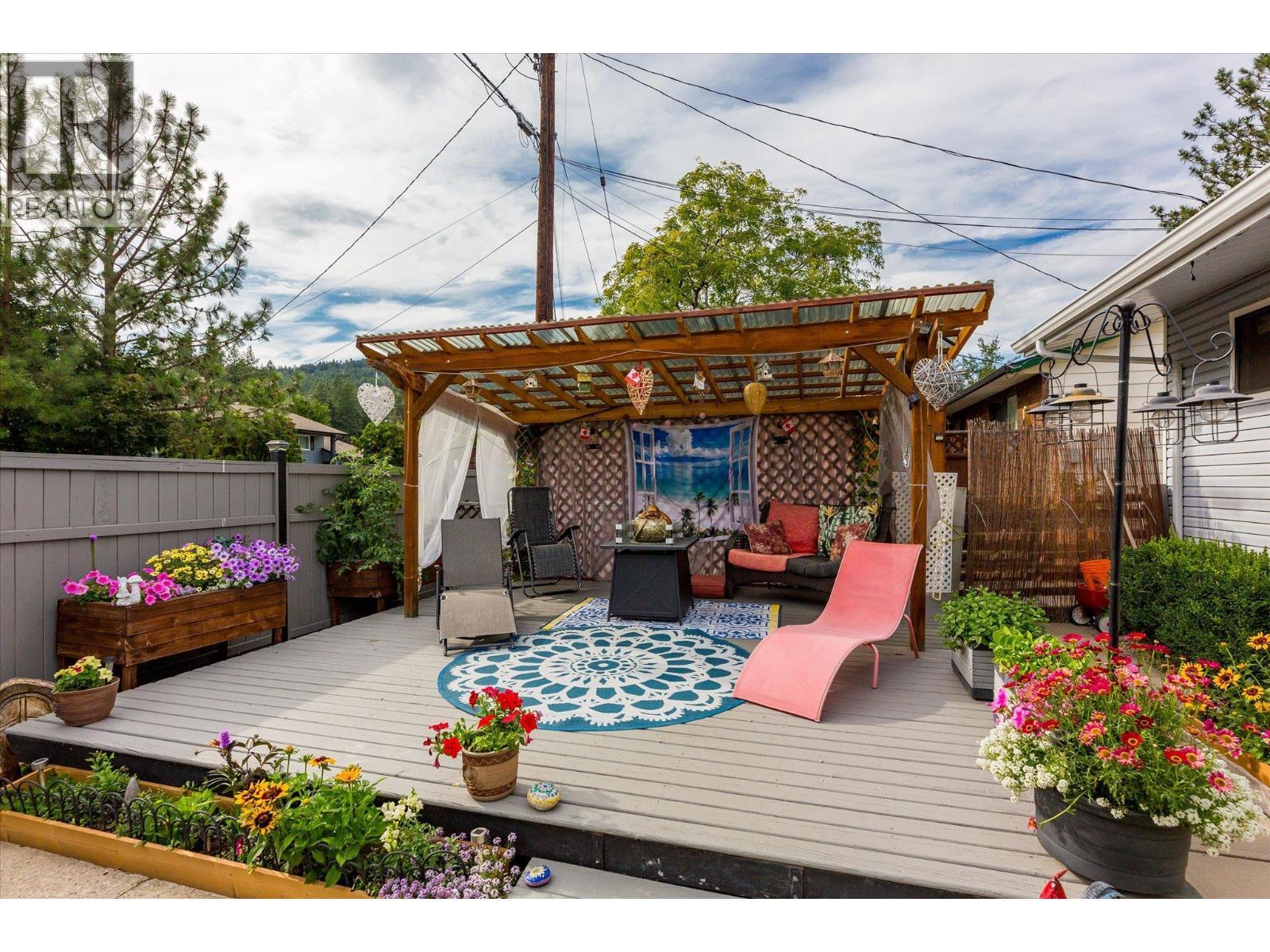 WEST KELOWNA, British Columbia, V4T 1A9, CA, 5 Bedrooms Bedrooms, ,2 BathroomsBathrooms,Residential,For Sale,1907472
