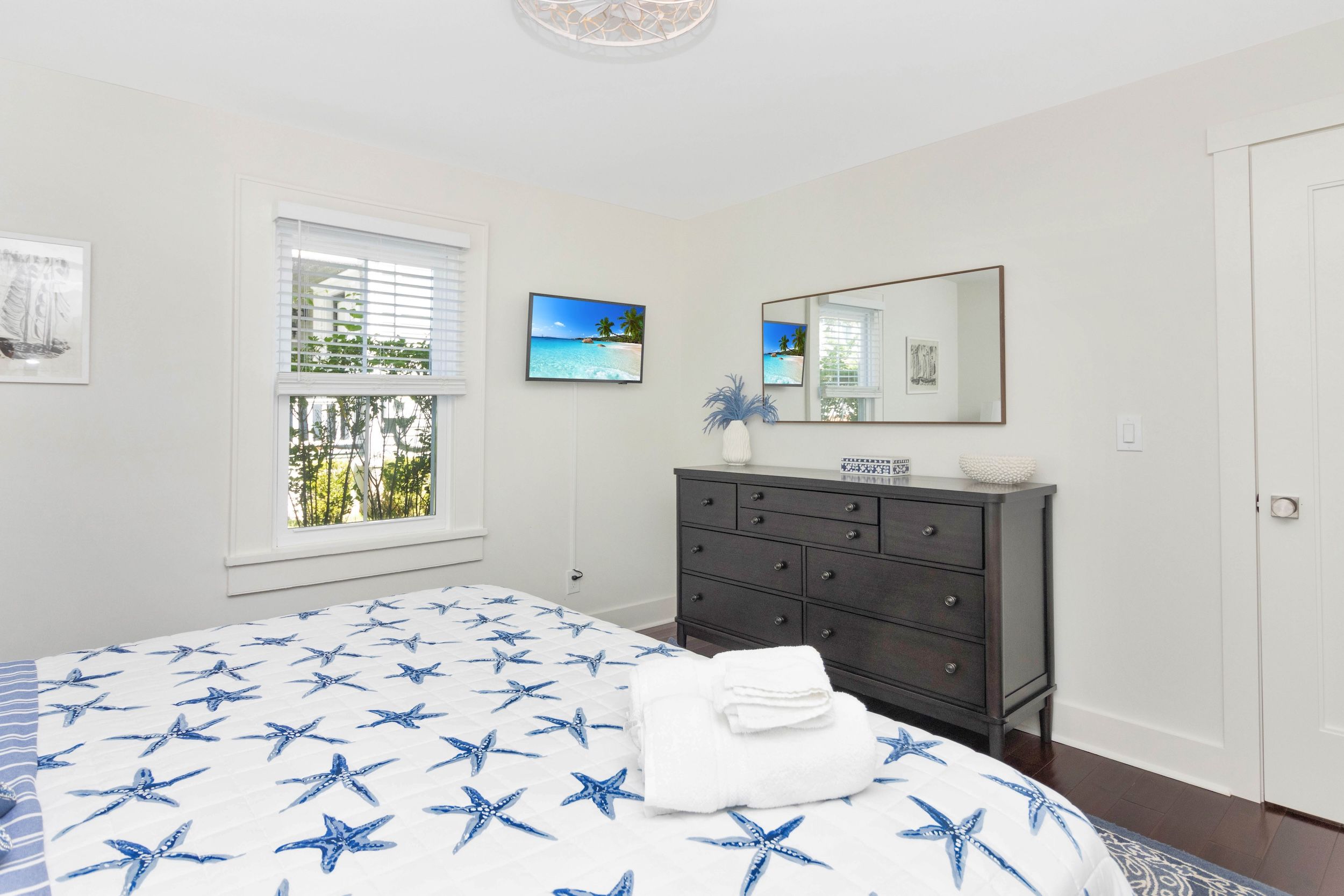  430 1st Street, Greenport, NY, 11944 - 物件實景