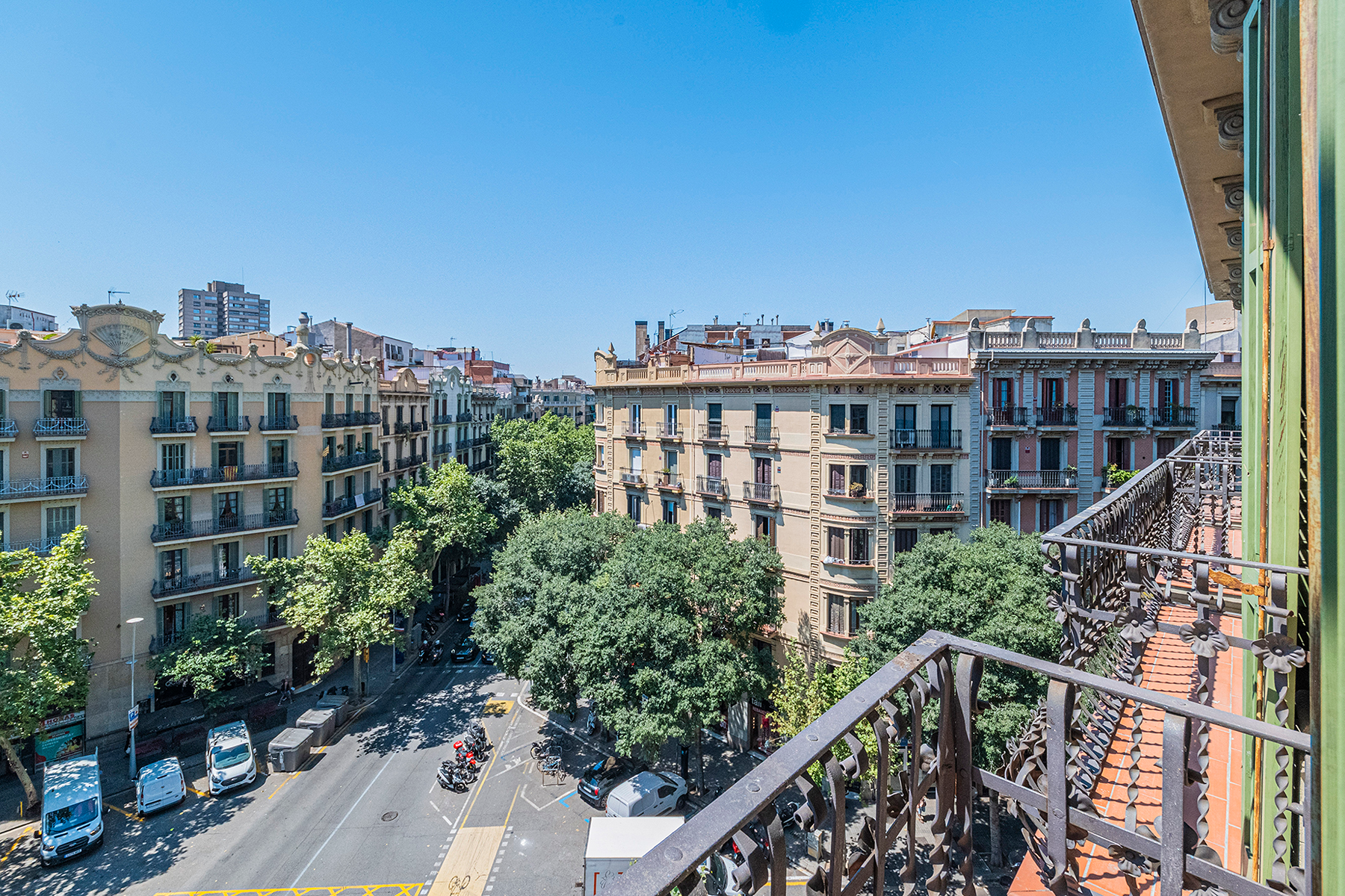  Bright apartment on high floor with private terrace in Eixample - 物件實景