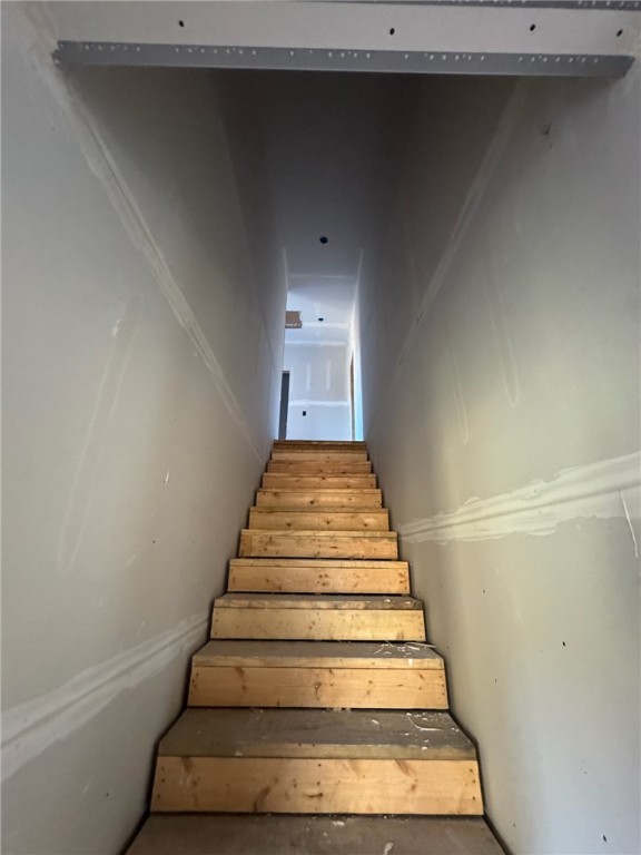 Bella Vista, Arkansas, 72715, United States, 4 Bedrooms Bedrooms, ,4 BathroomsBathrooms,Residential,For Sale,1989429