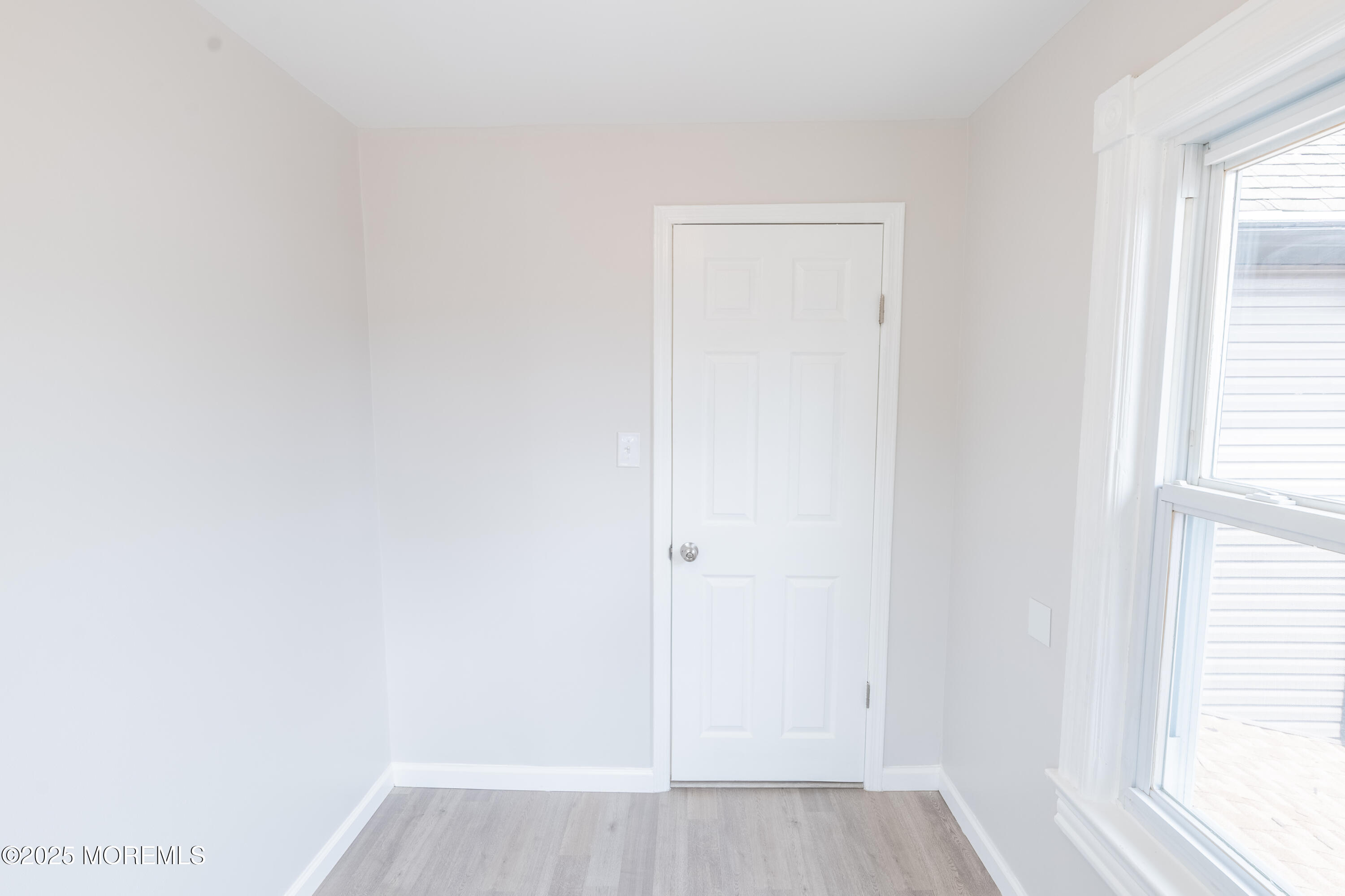 Englishtown, New Jersey, 07726, United States, 6 Bedrooms Bedrooms, ,4 BathroomsBathrooms,Residential,For Sale,1908199