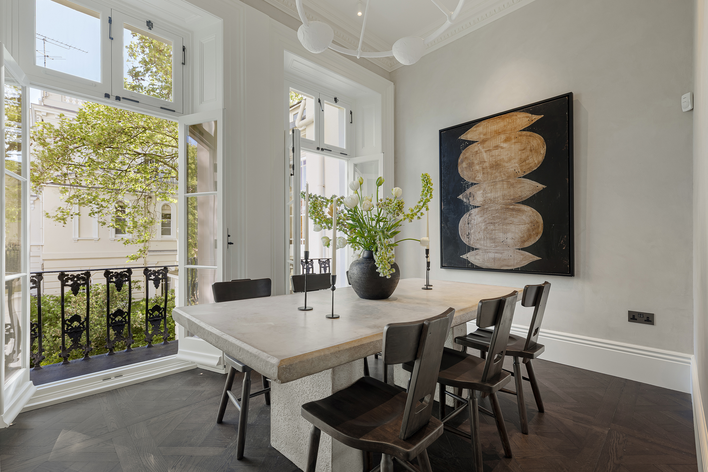  A Lateral Ladbroke Grove Apartment with Two Balconies - 物件實景