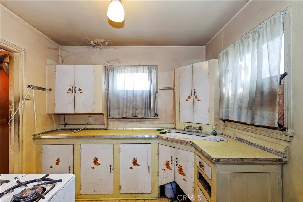 El Monte, California, 91731, United States, 2 Bedrooms Bedrooms, ,1 BathroomBathrooms,Residential,For Sale,1991736