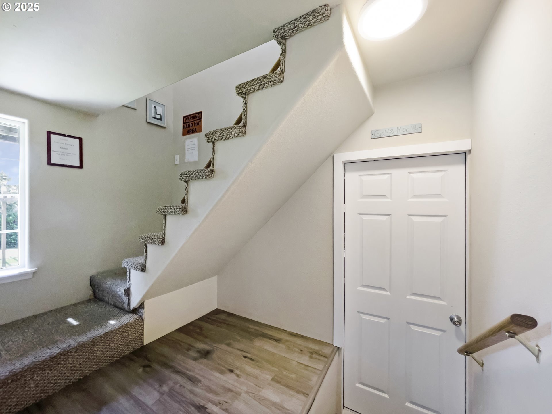 Brookings, Oregon, 97415, United States, 4 Bedrooms Bedrooms, ,2 BathroomsBathrooms,Residential,For Sale,1921792
