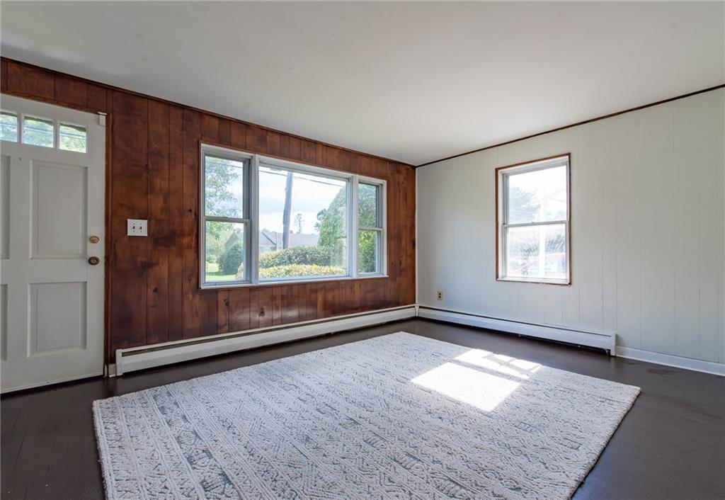 North Attleboro, Massachusetts, 02760, United States, 3 Bedrooms Bedrooms, ,1 BathroomBathrooms,Residential,For Sale,1975317