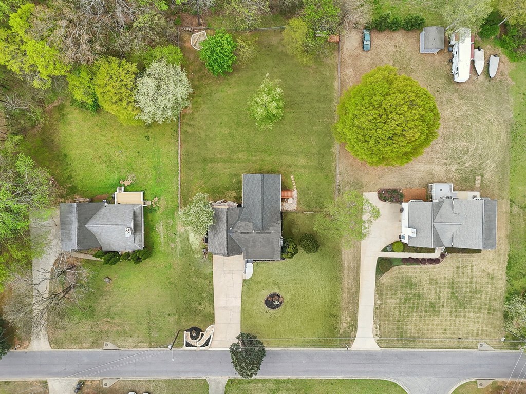 Woodstock, Georgia, 30188, United States, 5 Bedrooms Bedrooms, ,3 BathroomsBathrooms,Residential,For Sale,1979704