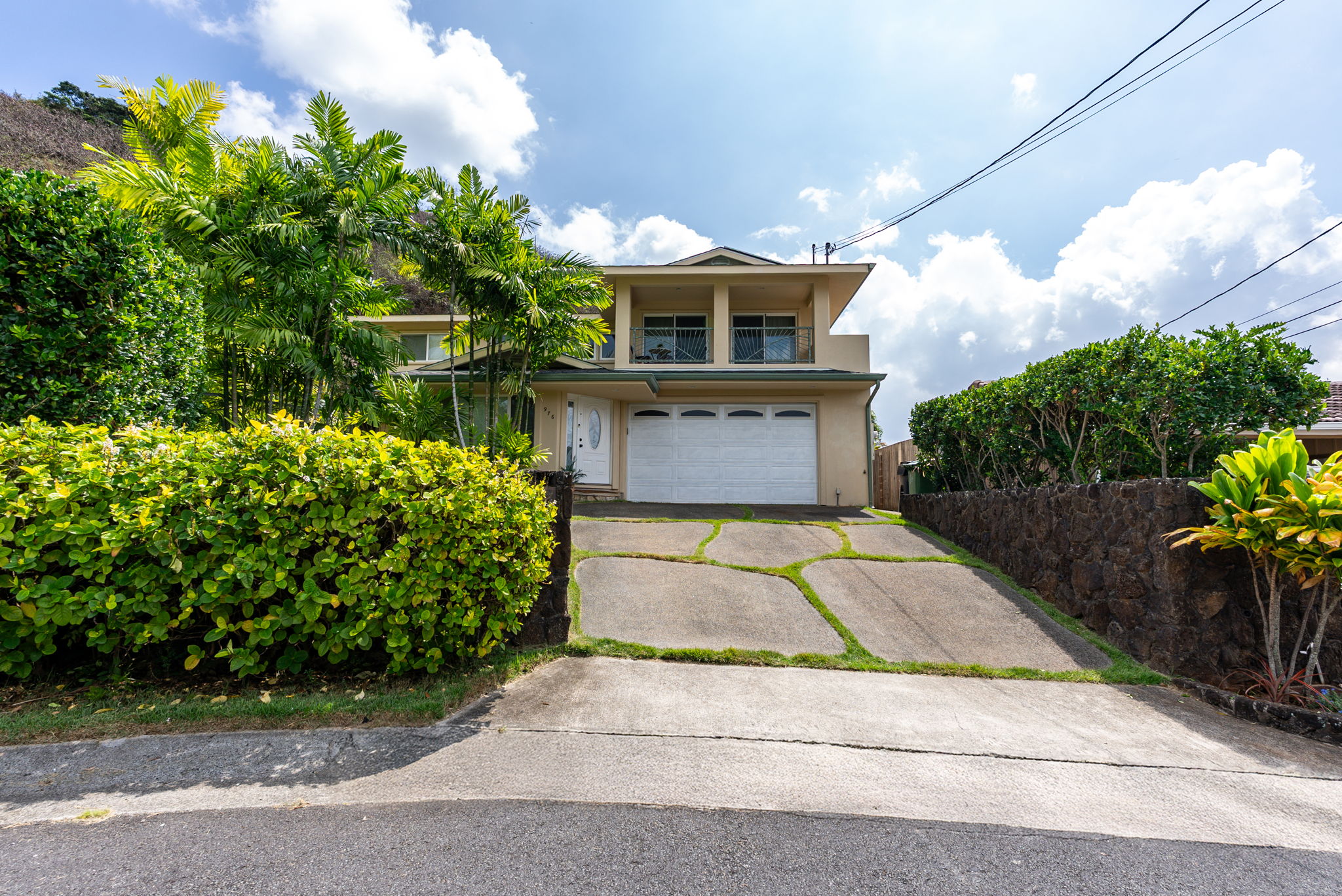 Kailua, Hawaii, 96734, United States, 6 Bedrooms Bedrooms, ,4 BathroomsBathrooms,Residential,For Sale,1981977