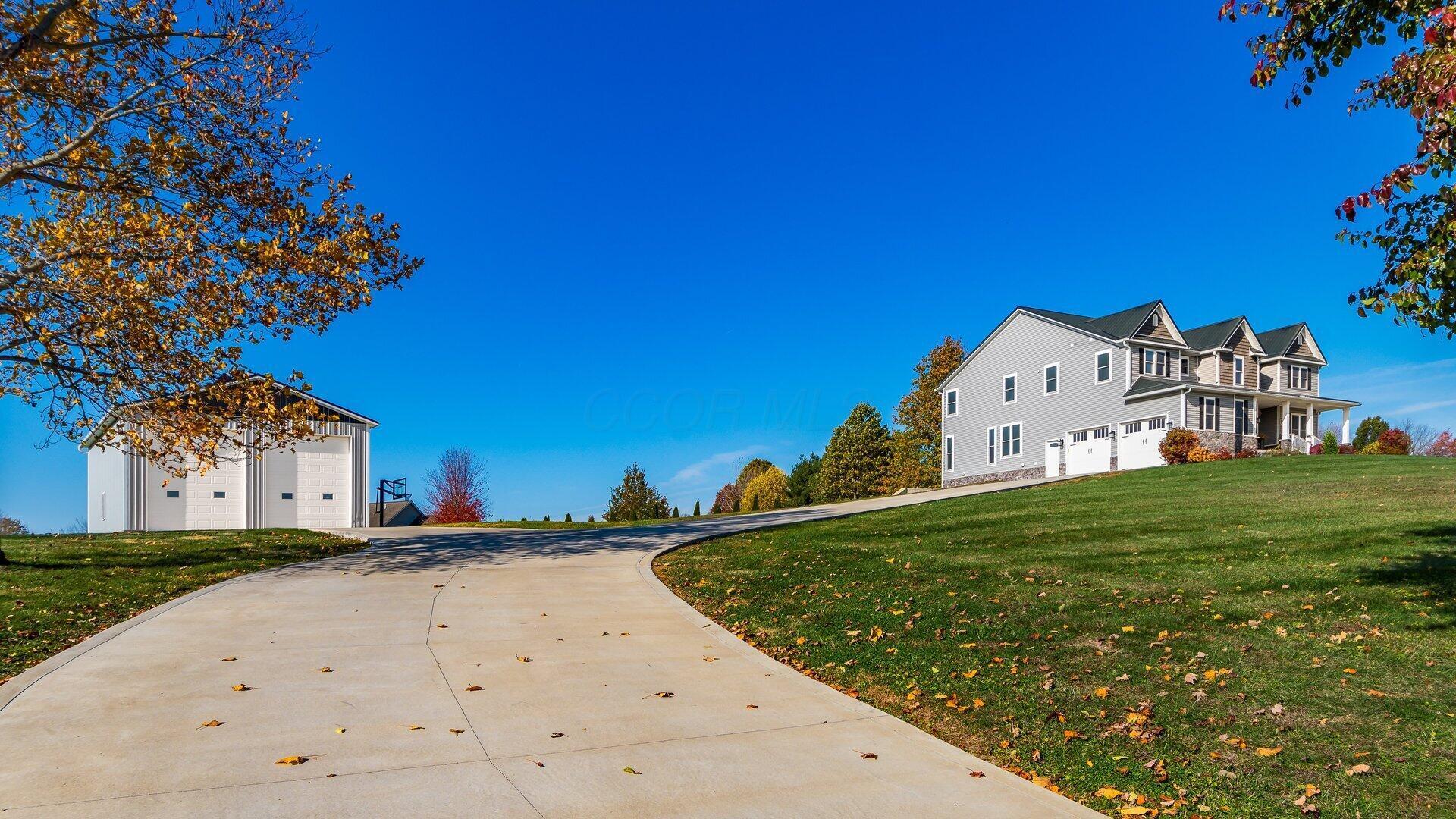 Hebron, Ohio, 43025, United States, 5 Bedrooms Bedrooms, ,5 BathroomsBathrooms,Residential,For Sale,1988631