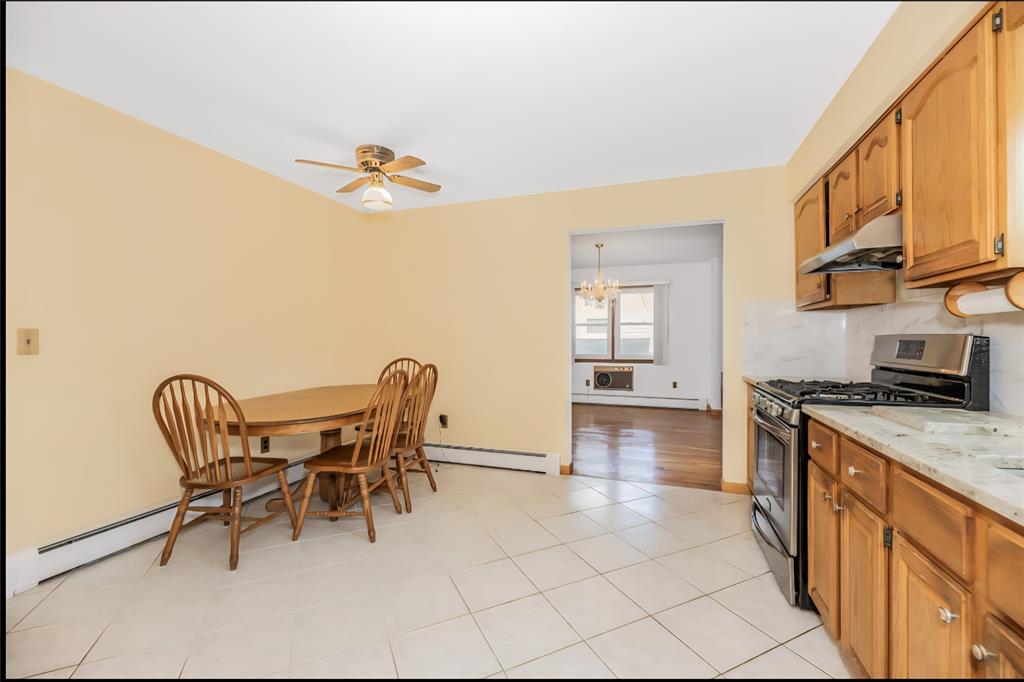 Yonkers, New York, 10701, United States, 3 Bedrooms Bedrooms, ,3 BathroomsBathrooms,Residential,For Sale,1983321