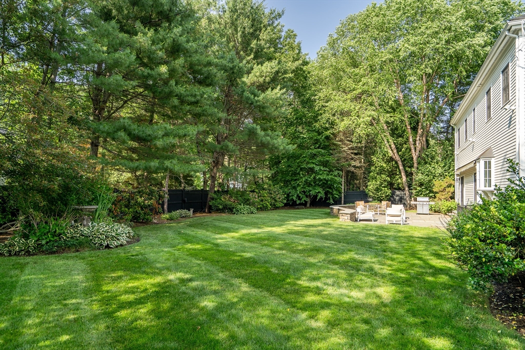 Wellesley, Massachusetts, 02481, United States, 6 Bedrooms Bedrooms, ,8 BathroomsBathrooms,Residential,For Sale,1941628