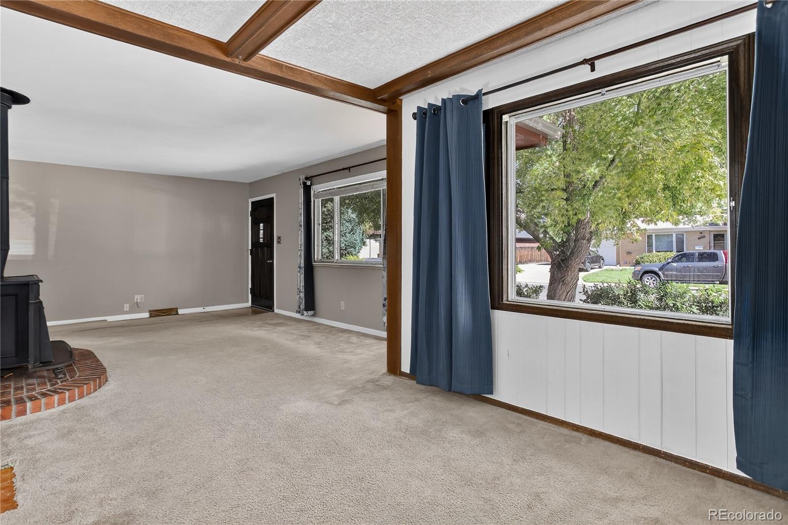 Arvada, Colorado, 80004, United States, 3 Bedrooms Bedrooms, ,1 BathroomBathrooms,Residential,For Sale,1960914