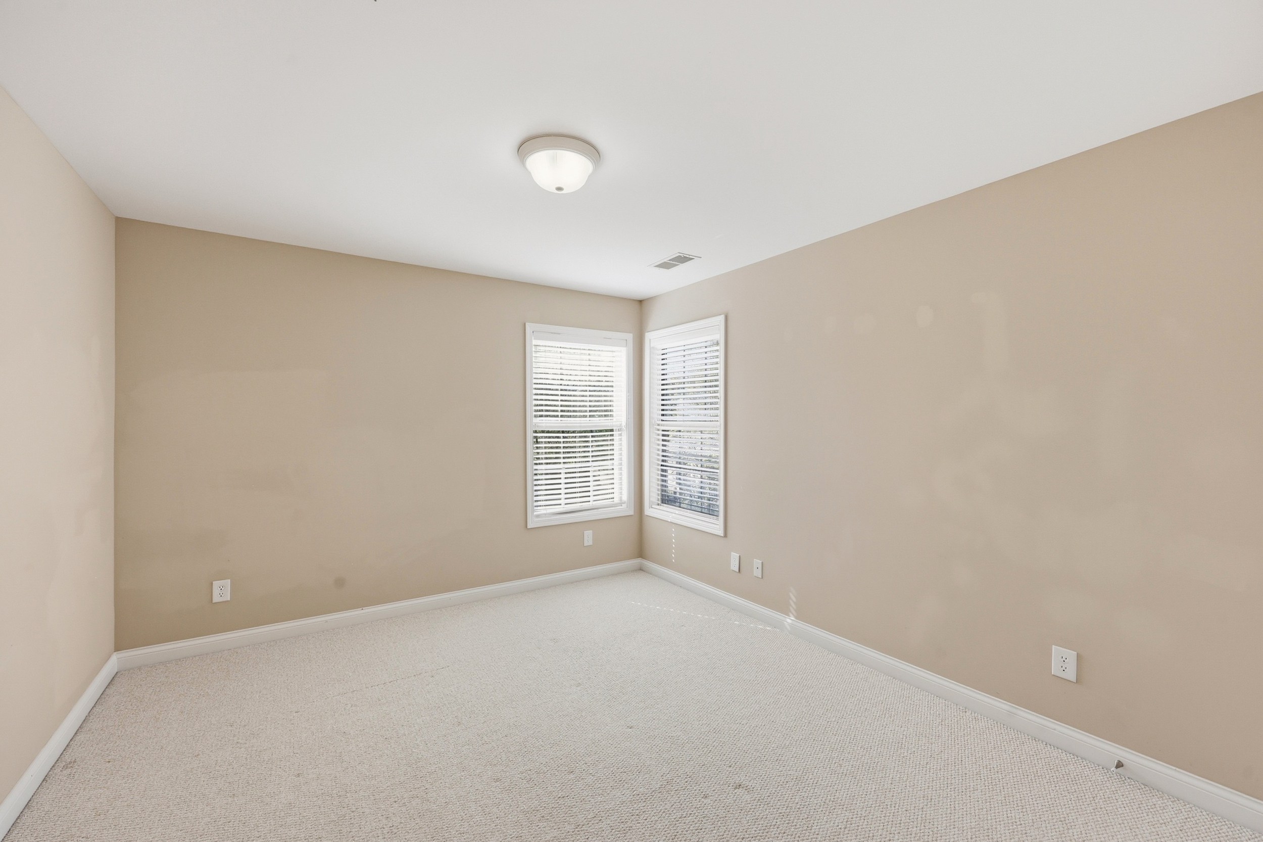  3104 Dunhill Court - 物件實景