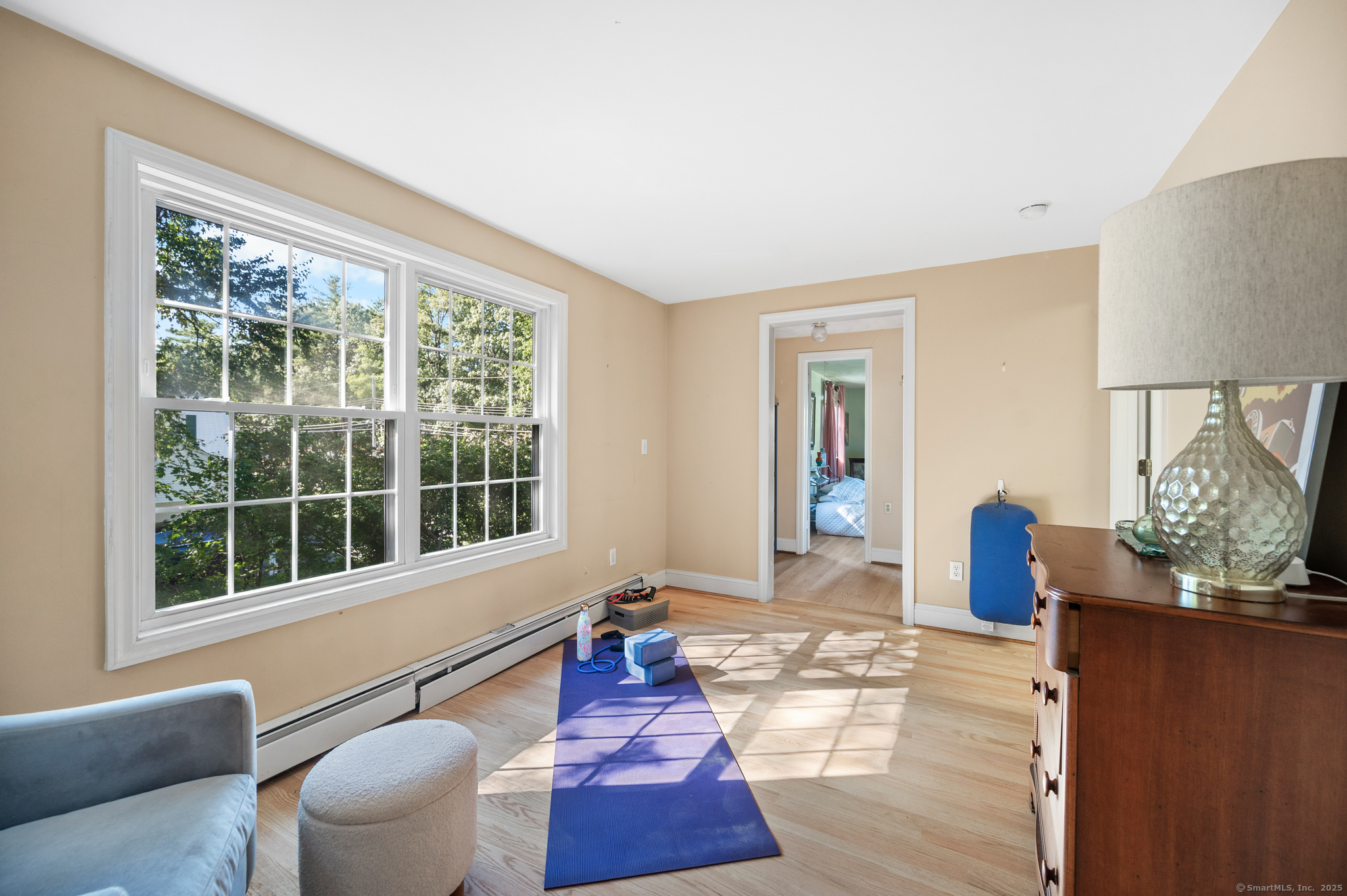 Manchester, Connecticut, 06040, United States, 4 Bedrooms Bedrooms, ,4 BathroomsBathrooms,Residential,For Sale,1988366