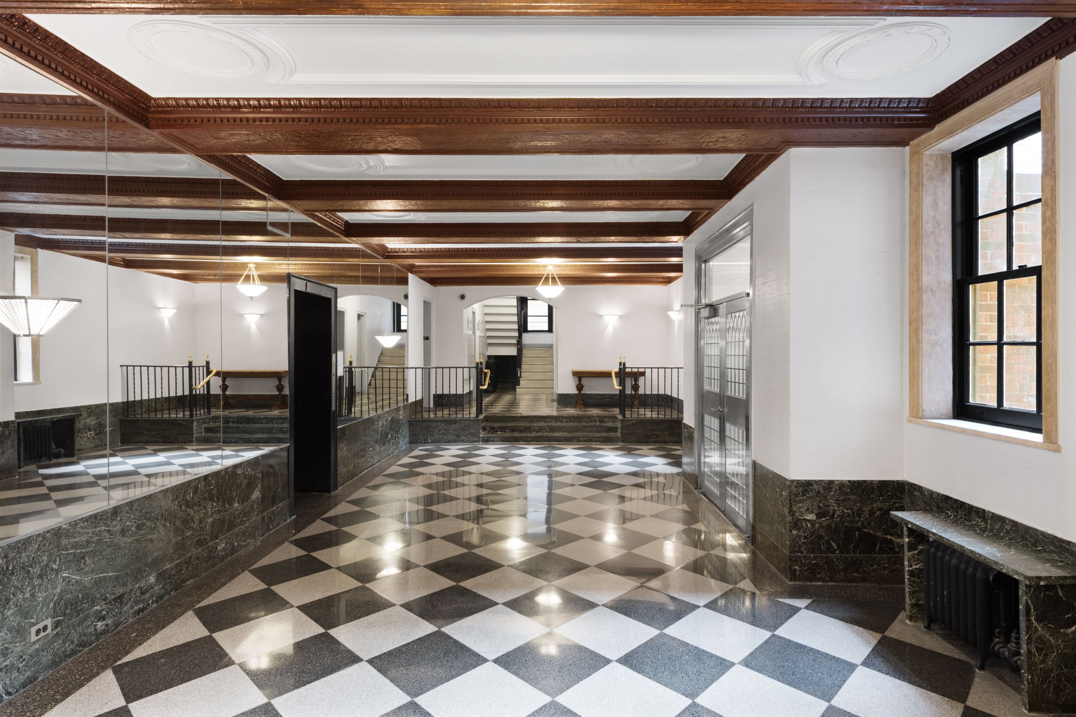  230 East 71st Street - 物件實景