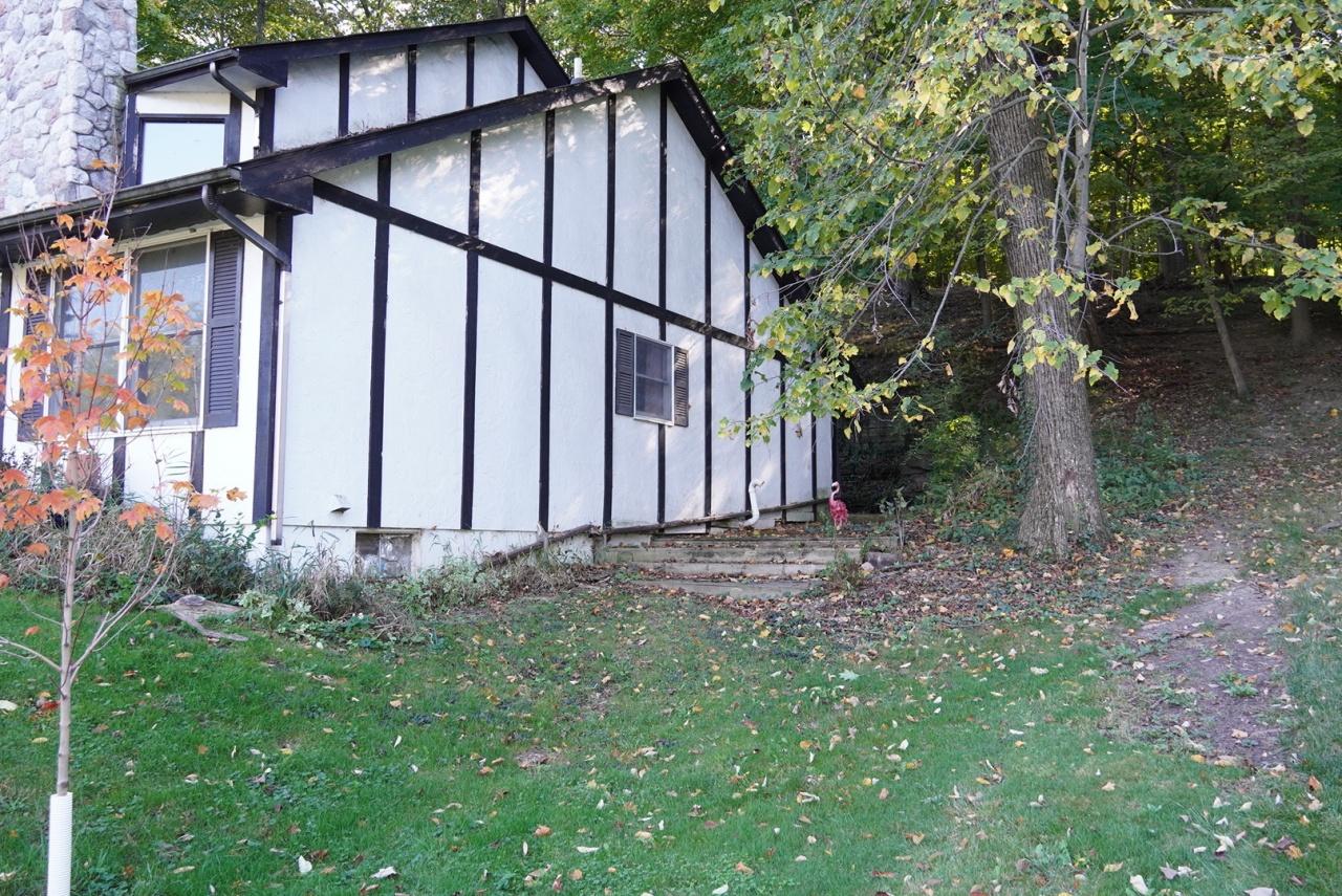 Valparaiso, Indiana, 46385, United States, 3 Bedrooms Bedrooms, ,3 BathroomsBathrooms,Residential,For Sale,1686239