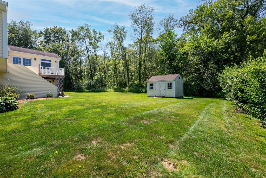 Agawam, Massachusetts, 01030, United States, 4 Bedrooms Bedrooms, ,3 BathroomsBathrooms,Residential,For Sale,1933274