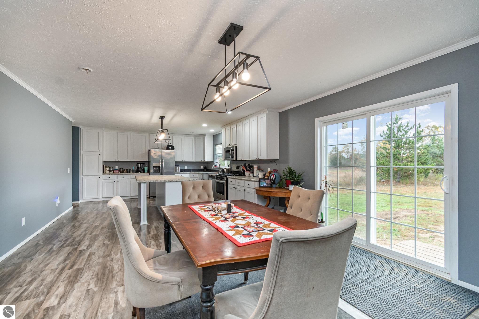 Vestaburg, Michigan, 48891, United States, 6 Bedrooms Bedrooms, ,3 BathroomsBathrooms,Residential,For Sale,1976935