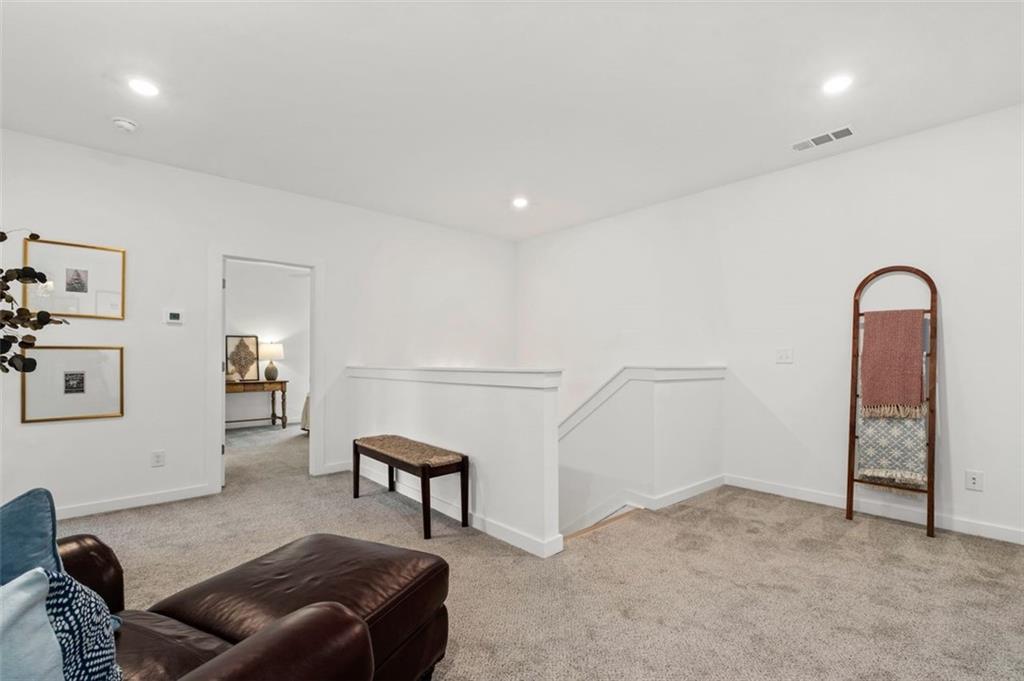 Gainesville, Georgia, 30506, United States, 5 Bedrooms Bedrooms, ,5 BathroomsBathrooms,Residential,For Sale,1846950