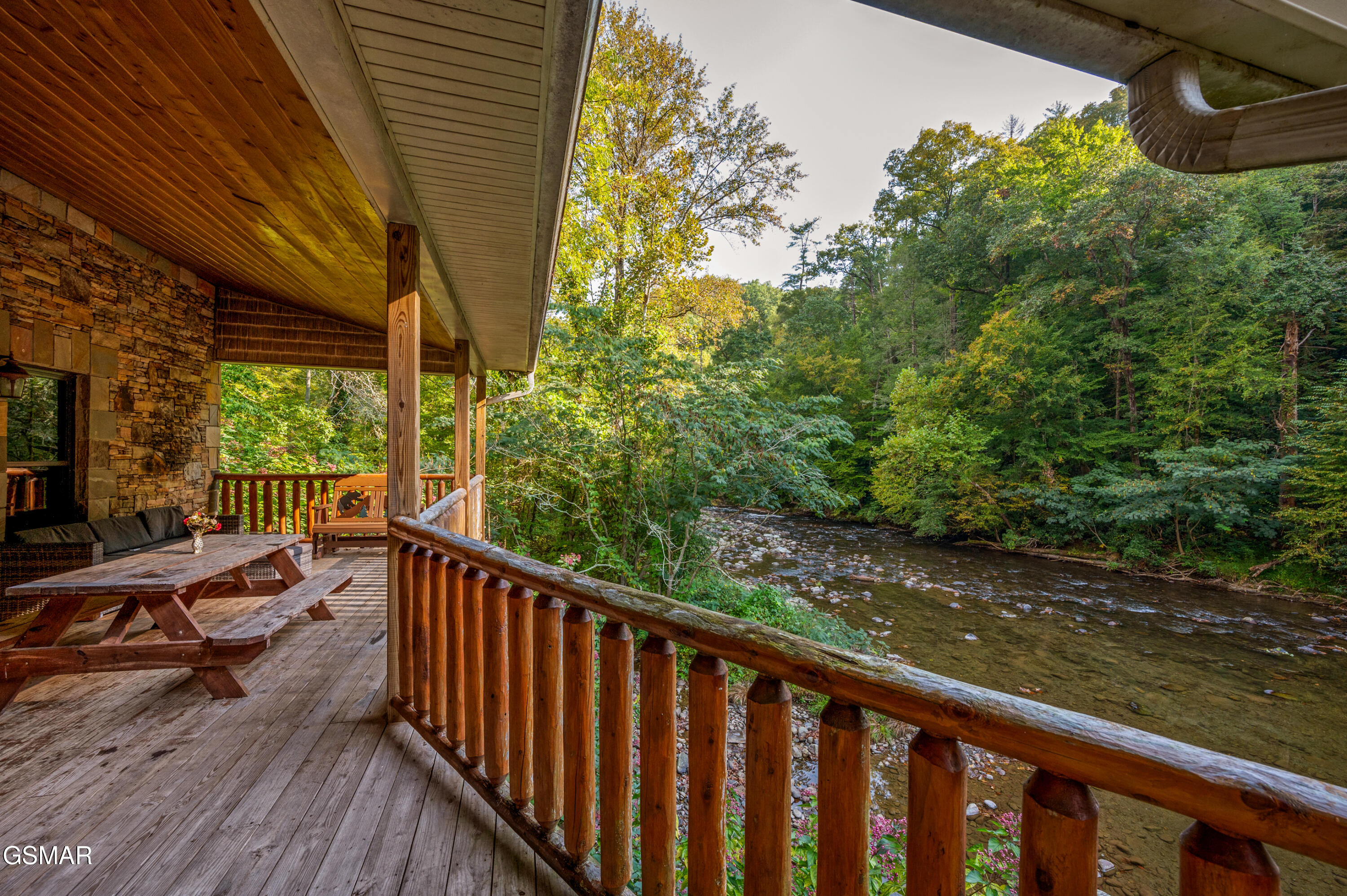 Sevierville, Tennessee, 37876, United States, 3 Bedrooms Bedrooms, ,5 BathroomsBathrooms,Residential,For Sale,1978747