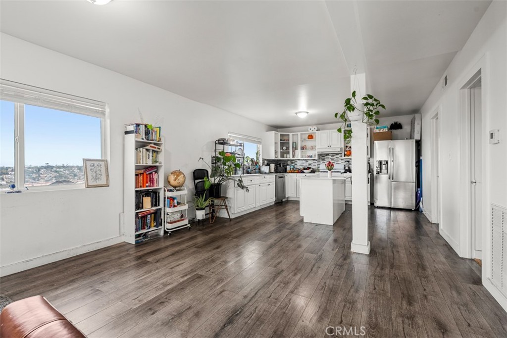 Los Angeles, California, 90063, United States, ,Residential,For Sale,1723335