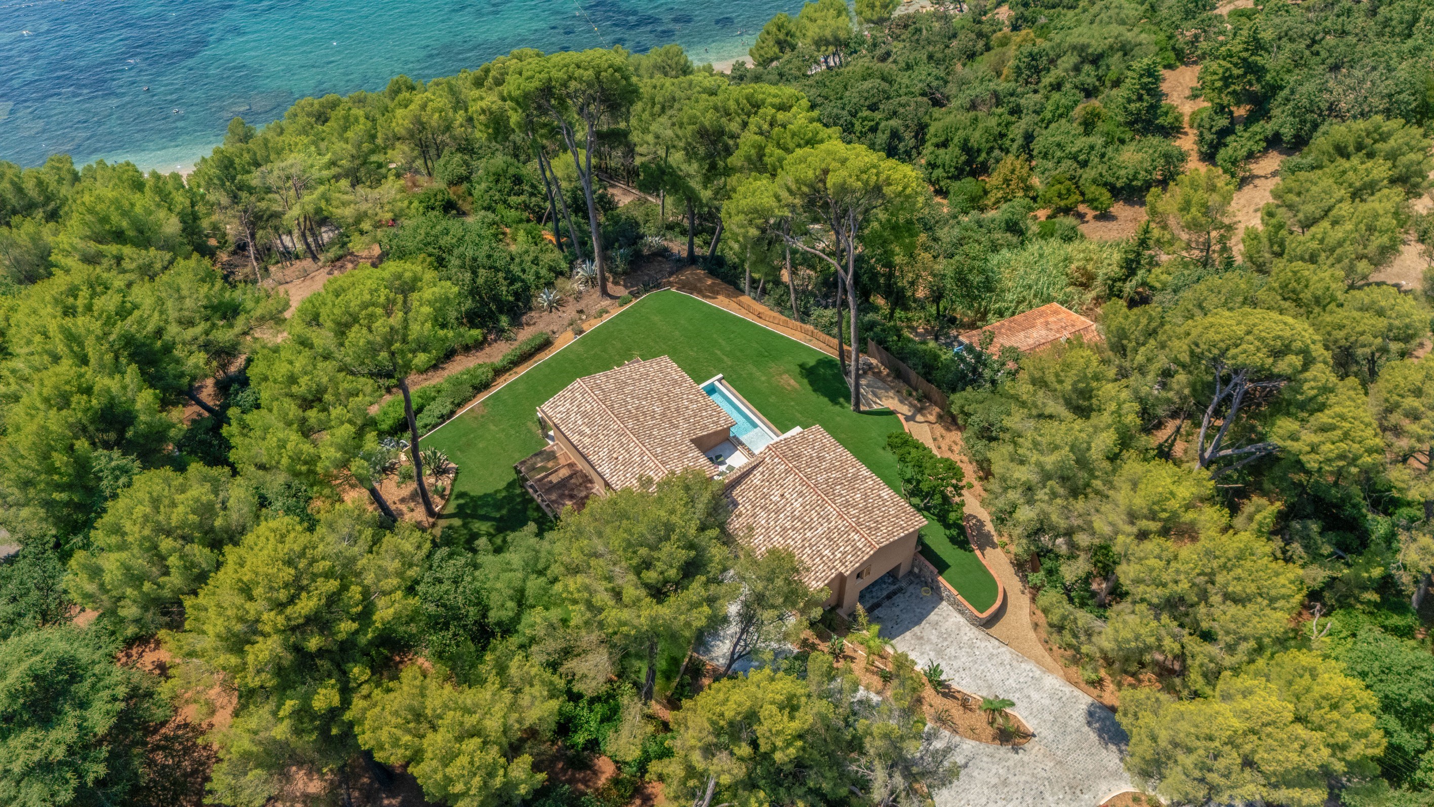  Le Pradet – First-Line Villa with Exceptional Sea Views - 物件實景