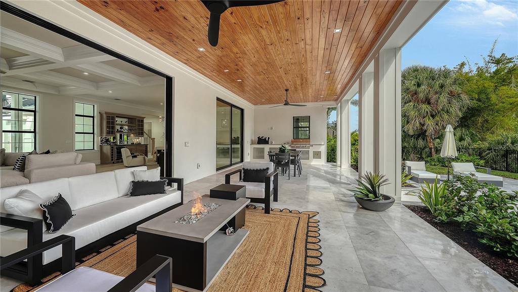 Sarasota, Florida, 34242, United States, 4 Bedrooms Bedrooms, ,6 BathroomsBathrooms,Residential,For Sale,2003081