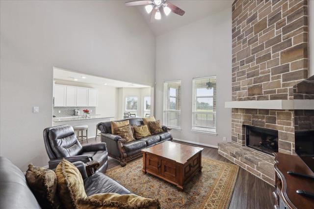 Beaumont, Texas, 77713, United States, 4 Bedrooms Bedrooms, ,4 BathroomsBathrooms,Residential,For Sale,1819267