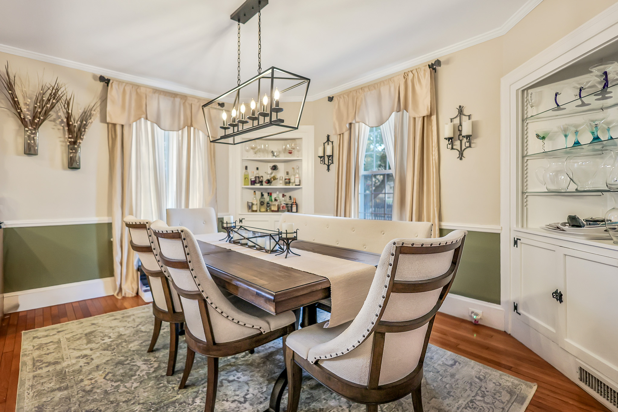 Lawrence, Massachusetts, 01841, United States, 3 Bedrooms Bedrooms, ,2 BathroomsBathrooms,Residential,For Sale,2005790