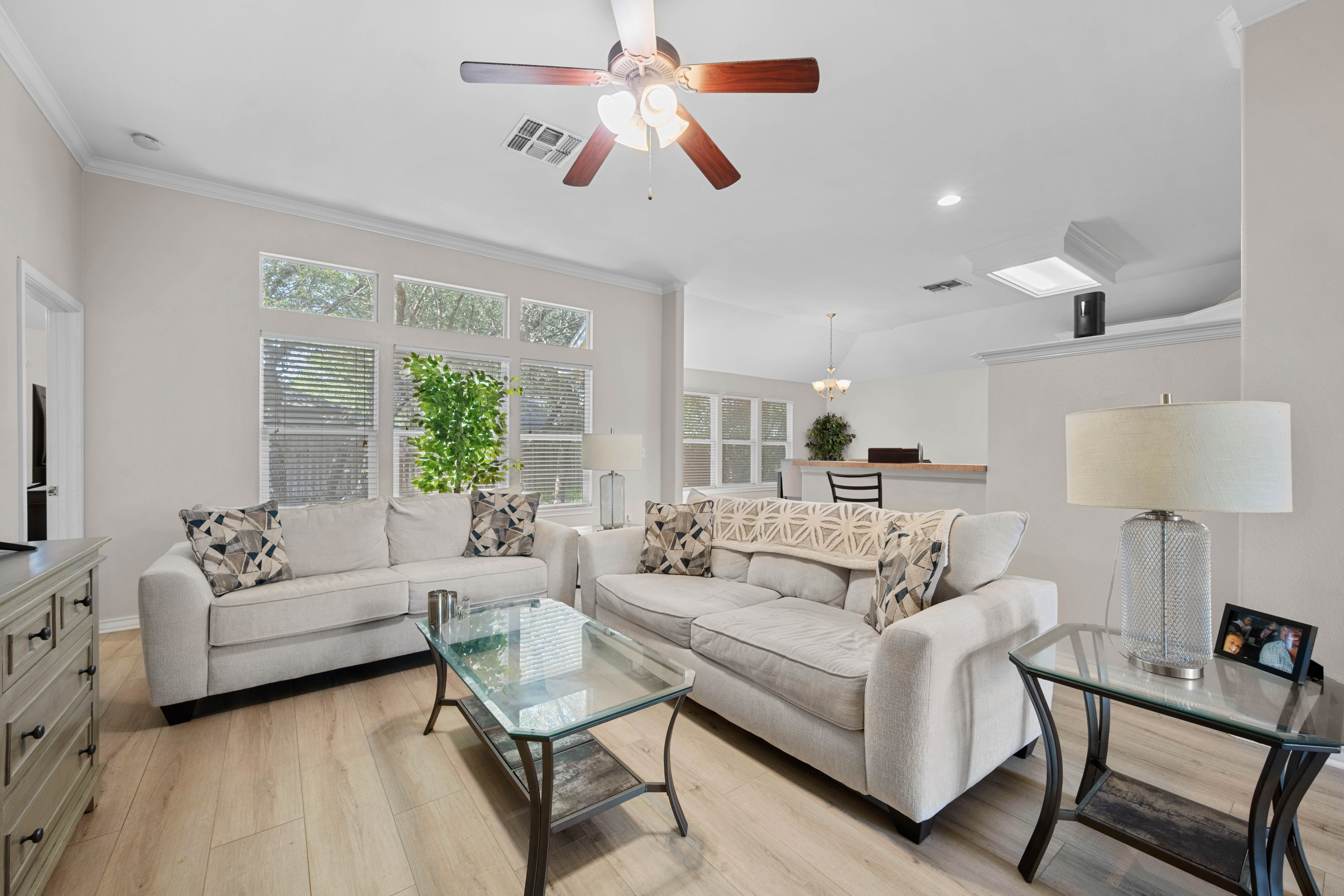  Spacious Home in Whistlers Cove - 物件實景