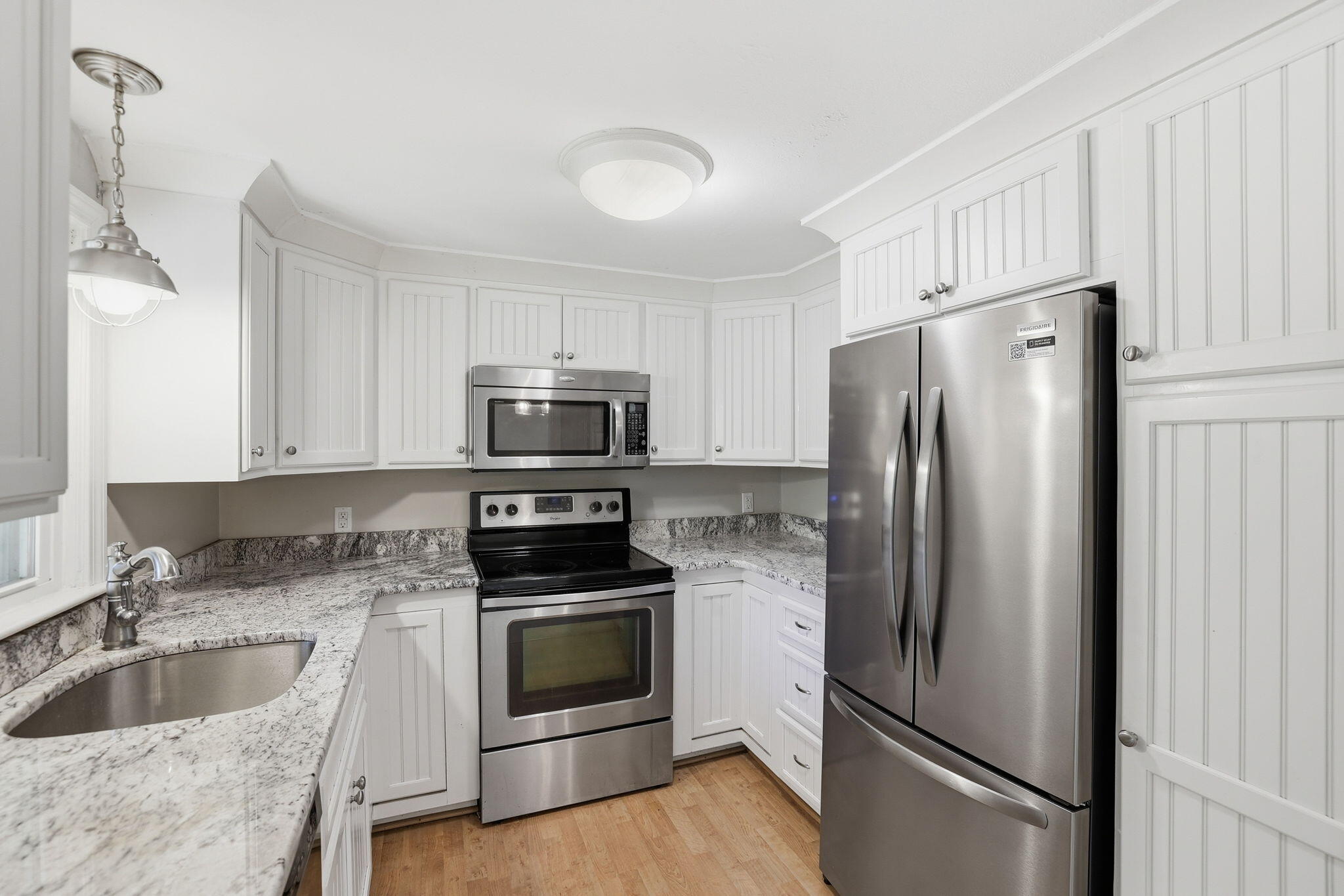  374 Davisville Road UNIT B4 - 物件實景