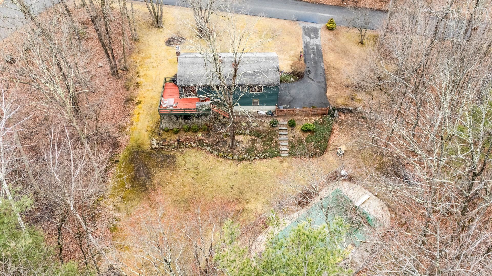 Derry, New Hampshire, 03038, United States, 3 Bedrooms Bedrooms, ,2 BathroomsBathrooms,Residential,For Sale,1935840