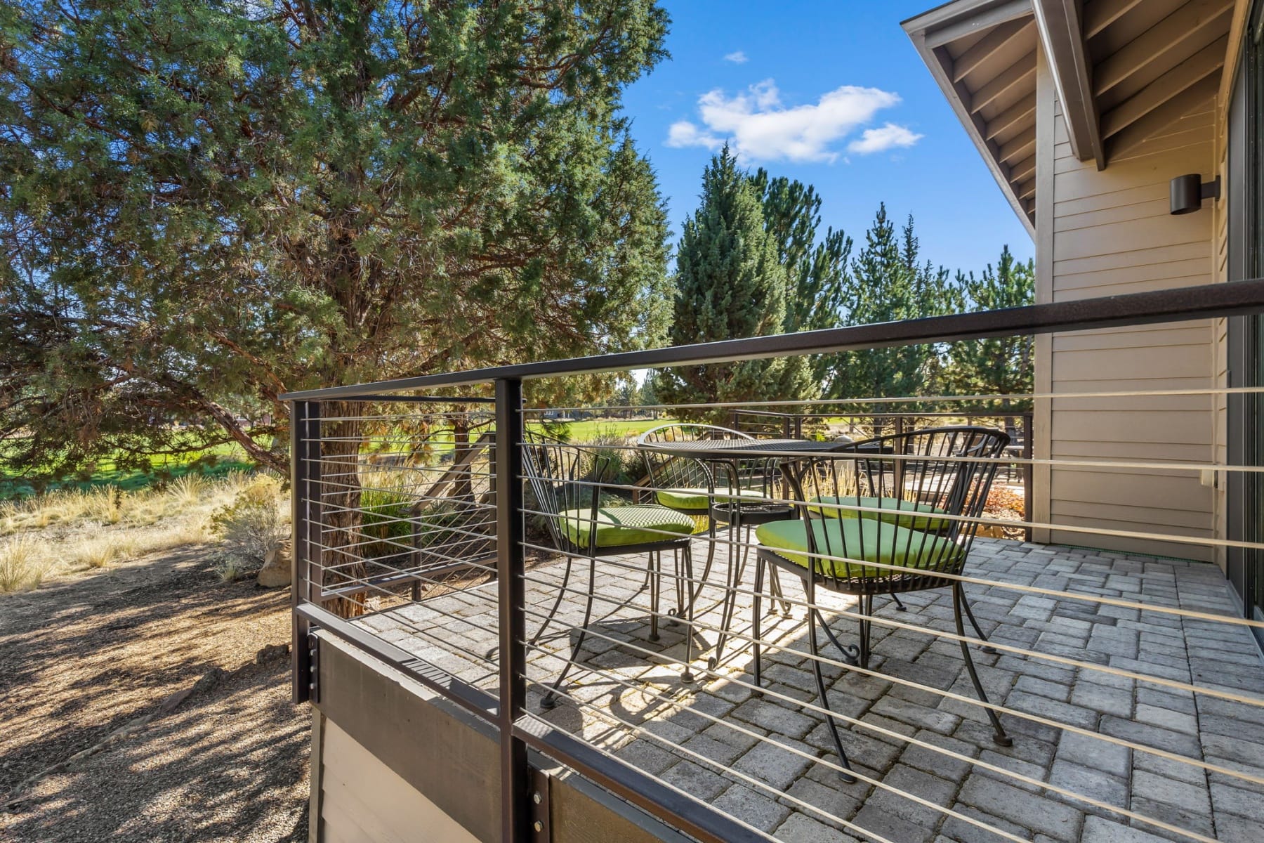  704 Golden Pheasant Drive Redmond, OR 97756 - 物件實景