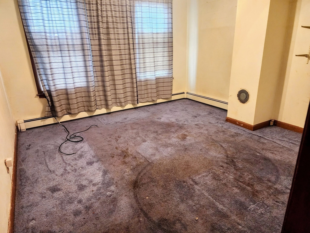 Boston, Massachusetts, 02128, United States, 4 Bedrooms Bedrooms, ,2 BathroomsBathrooms,Residential,For Sale,1975613